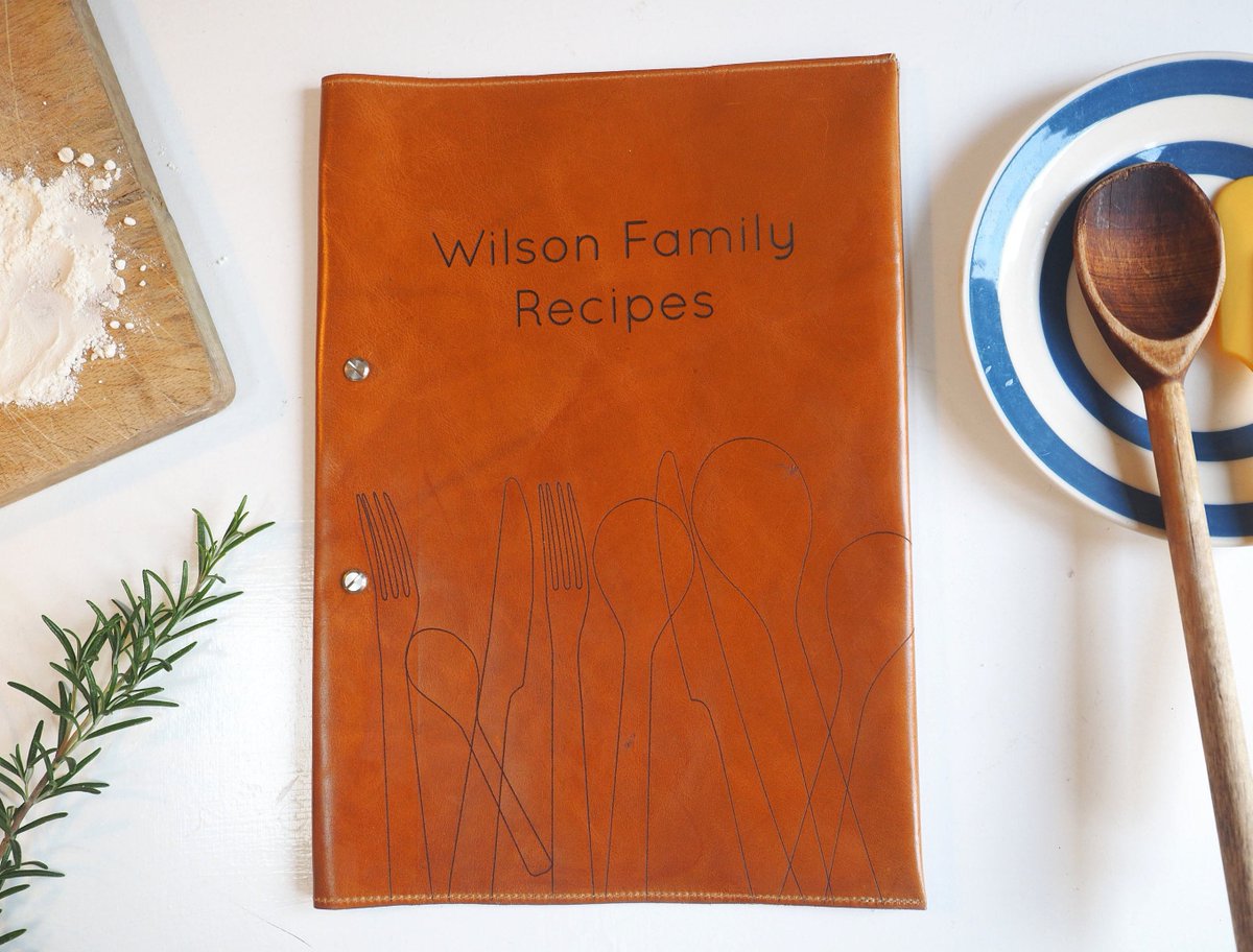 StaboUK's tweet photo. Here's my latest addition to my etsy shop a leather recipes folder - perfect for Mothers Day #Mothersday #recipebook #recipefolder https://t.co/8dgGXItC0B https://t.co/qE3cAWSbo6