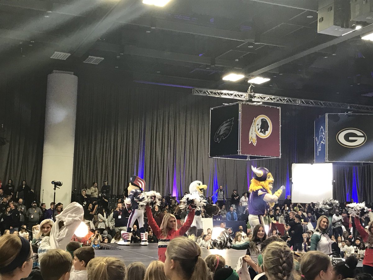 Super Bowl Experience! #play60