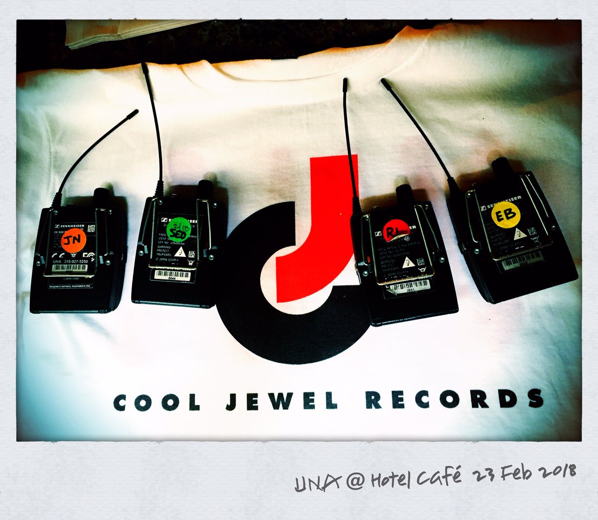 UNAMUSIC's tweet image. UNA has an LA show coming up in a hot minute. We’d love to see u there. hotelcafe.com/tickets/?s=eve…