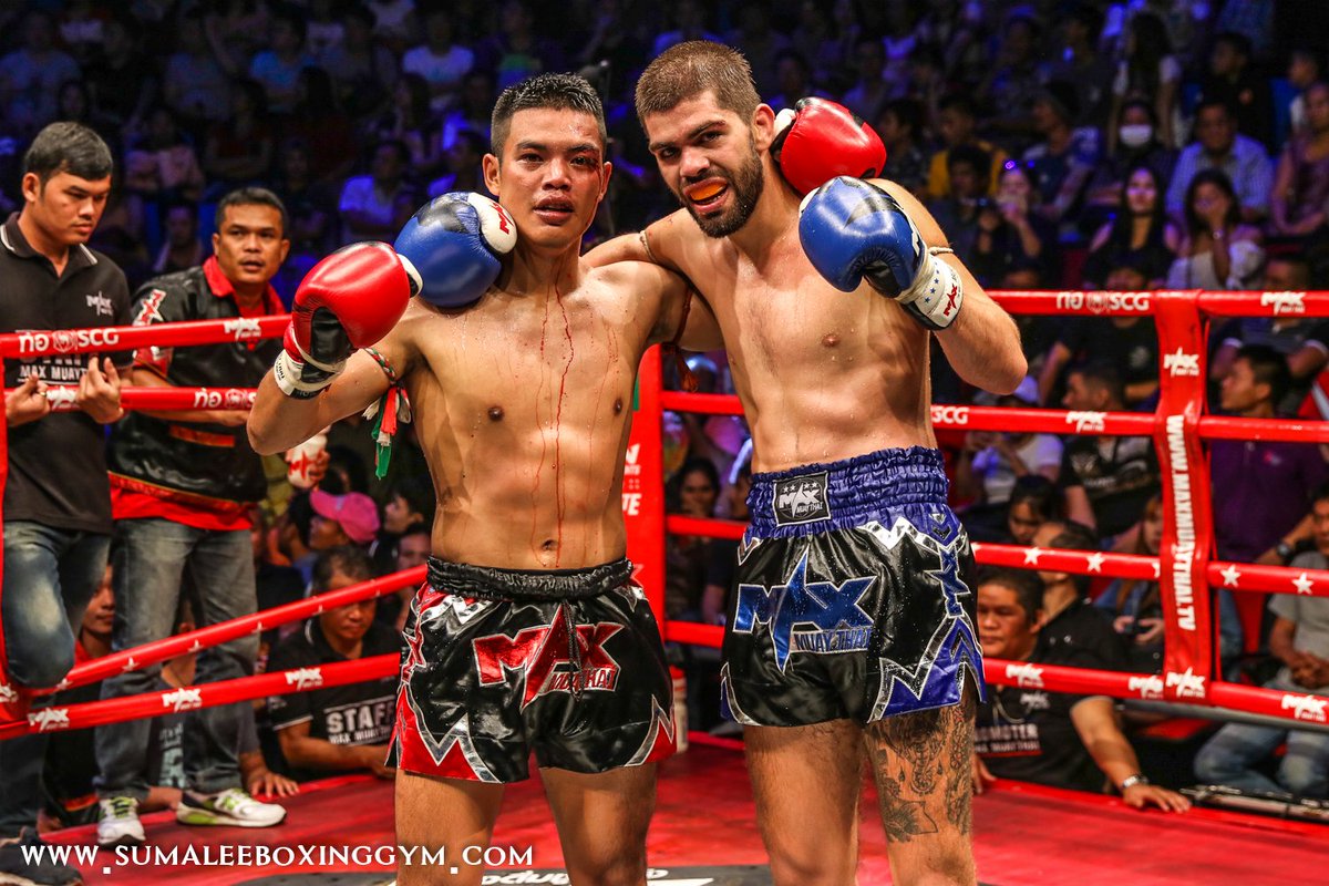 SumaleeBoxing's tweet photo. Brothers in arms.
Michalis Manoli vs Petsairung Sitjarung
Full fight here - https://t.co/OrkLOIpnuT
#muaythai #maxmuaythai #cyprus #pattaya #thailand #sumalee #phuket https://t.co/ihh6uZDTZU