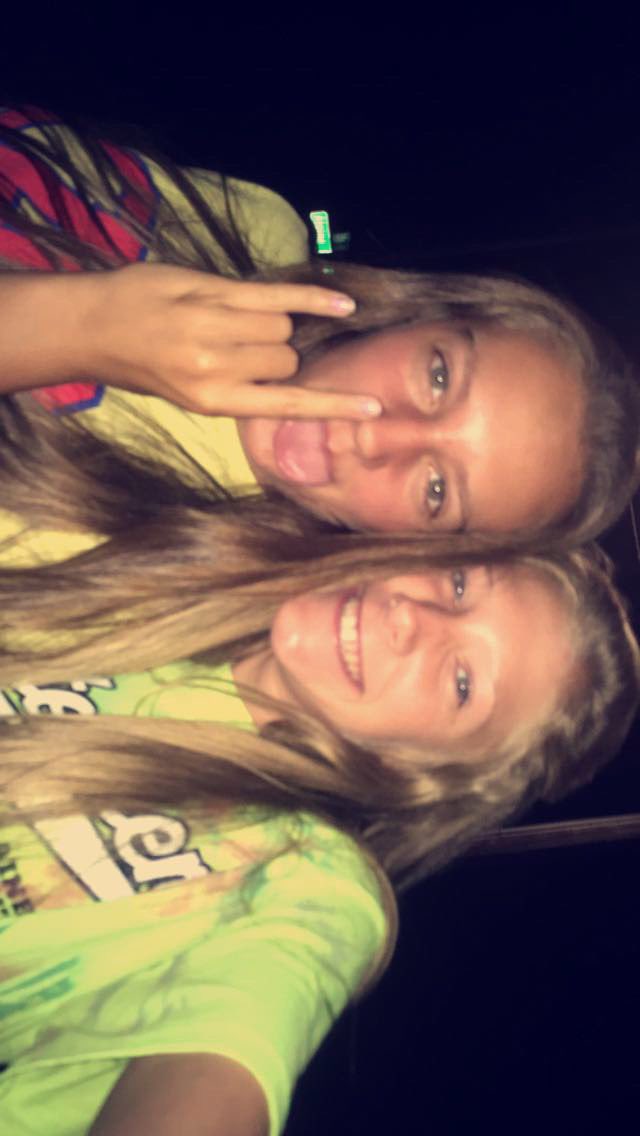 allibecker16's tweet photo. HAPPY BDAY MIA❣️🎉 hope it was the best yet! Love you💗 https://t.co/3Xe3mfryaP