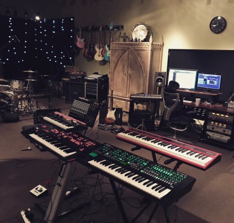 Jamnationlv's tweet image. ATTENTION ALL VEGAS: ARTISTS, PRODUCERS &amp;amp; ENGINEERS!!

Take your music to the next level with @Studio77lv 🔥🔥

Premiere recording studios right off the strip!!