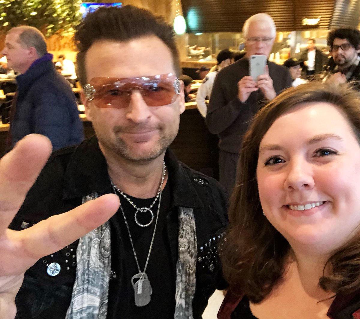 KateeHines's tweet photo. @mallofamerica is this Bono or just a really good impersonator? Can anyone confirm he was there?? #MallofAmerica #BoldNorthMOA #sb52 #Bono https://t.co/sZoAOCYHEc