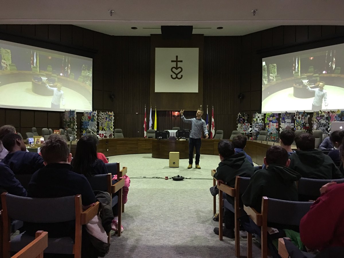 MikeCLeadership's tweet photo. #iLITE2018 at the Catholic Education Centre. 11 schools. 19 teachers. 378 @TCDSB elementary student leaders! Thank you for supporting #CatholicStudentLeadership. iLITE at Monsignor Percy Johnson is next!! #ChanceToShine #BlakeFly #FunCall https://t.co/VFNqeUV54G