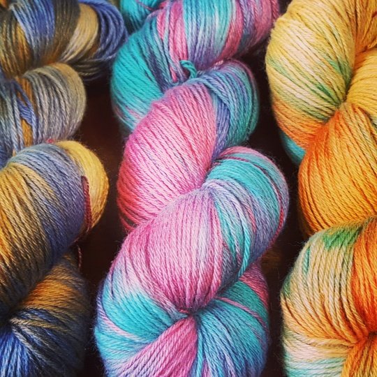 New colourways! Look for them in the shop soon: OneHandintheDyepot.Etsy.com
#etsy #knitting #yarn