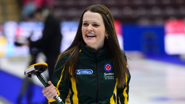 TSNCurling's tweet image. Manitoba falls to Northern Ontario for first loss at Scotties ww.tsn.ca/1.984466 #STOH2018 #BellLetsTaIk