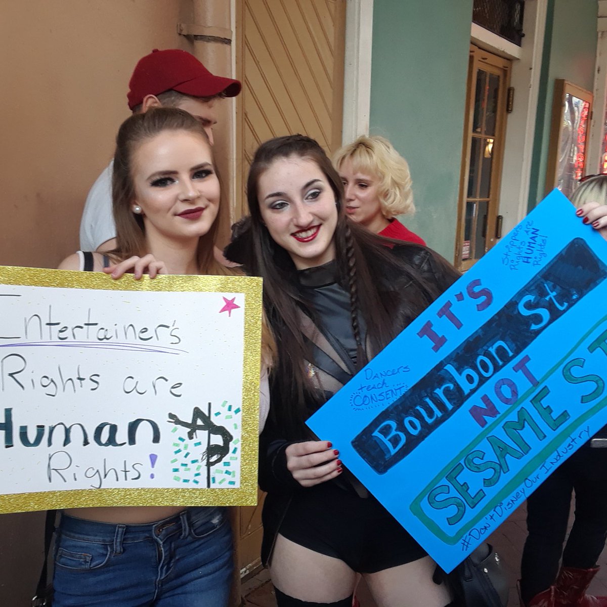 PaperStateNOLA's tweet photo. More #StripperGate #HumanRights #SaveOurJobs #Bourbon #BigEasy or #BigGreedy #lalege93 #lalege https://t.co/5LIHEGaO7V