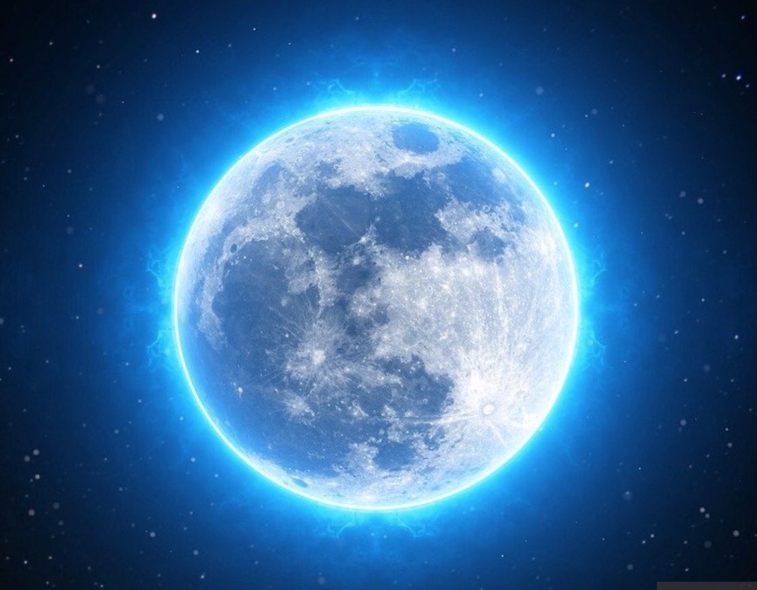 BeverleyASCF's tweet photo. Loving the moon 🌙💙https://t.co/PNfGm52qns https://t.co/HOBZvo4N78