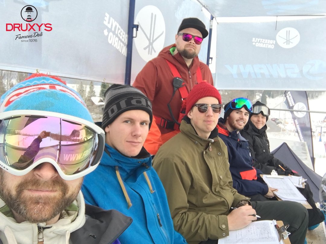 FreestyleSkiOnt's tweet photo. Look how much fun our Slopestyle Judges had at the Muskoka #TimberTour! A reminder we are hosting a Moguls Judging Clinic on Friday in North Bay! 

REGISTER: https://t.co/lvFyUyaCbZ https://t.co/rEXJfCy5DV