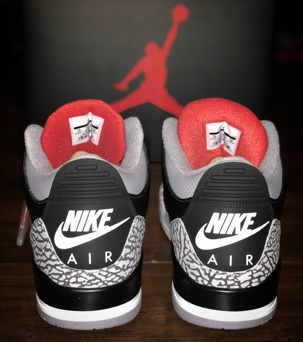 CHINNIE1380's tweet photo. TIMELESS!!! 
Mike still get me wild hyped about a shoe that originally released 30 years ago. Now if and when your new favorite person can do the same. Let me know 😏
#Timeless #Classics #BlackCement3s #MoreAirLessBoost https://t.co/TuNCCXypDG