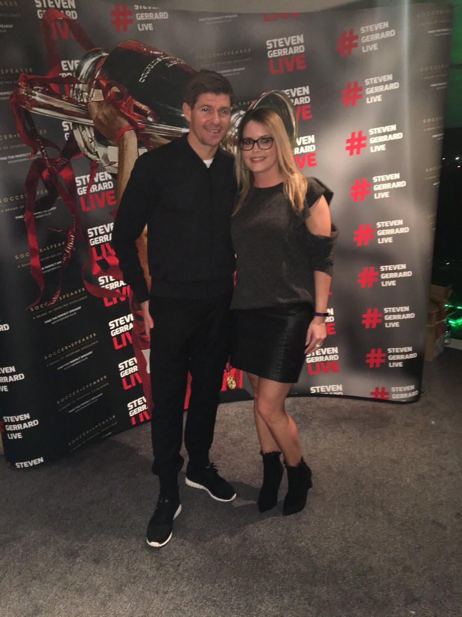 martih30's tweet photo. What a night meeting this #lfc legend! It was a dream ๐ #stevengerrardlive https://t.co/tcWnNBl6Fb