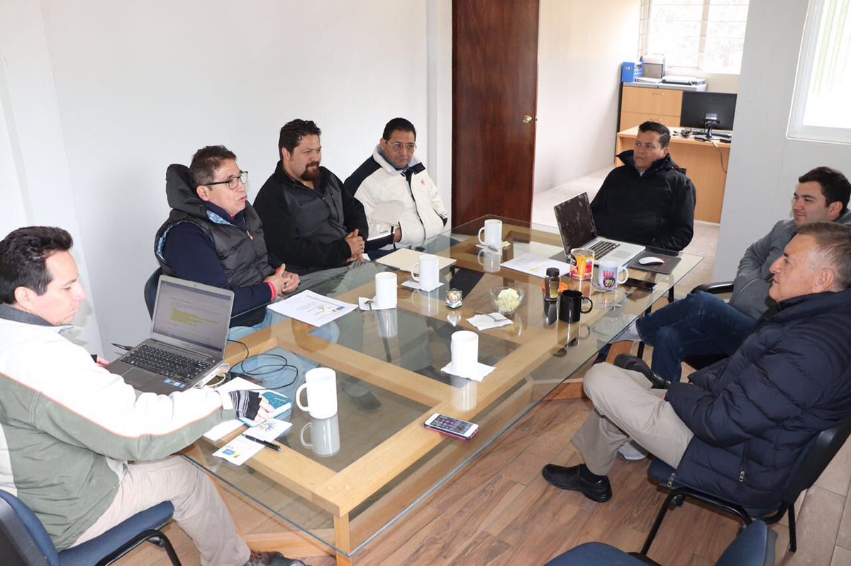 IMEPI_Edomex's tweet photo. Reunión de trabajo en el Municipio de #Ecatepec con el Dr. Pablo Hernández Moreno, Presidente de la Asociación de Pirotécnicos de México para seguir con los avances del 1er Congreso Latinoamericano de Pirotécnicos.

#TrabajandoIMEPI
#APIROMEX https://t.co/qtchzdNahb