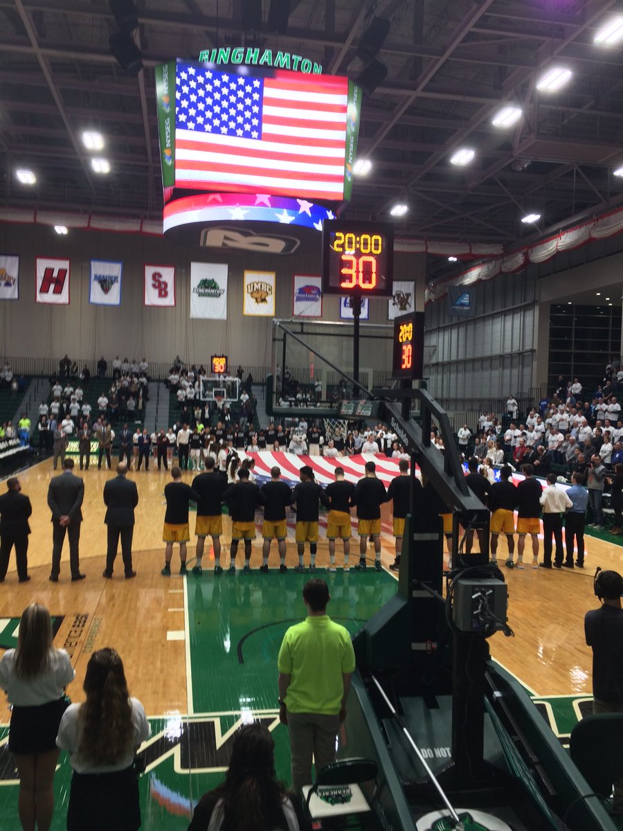 The_BU_Zoo's tweet photo. It's Gametime!! https://t.co/hwya78mzjp