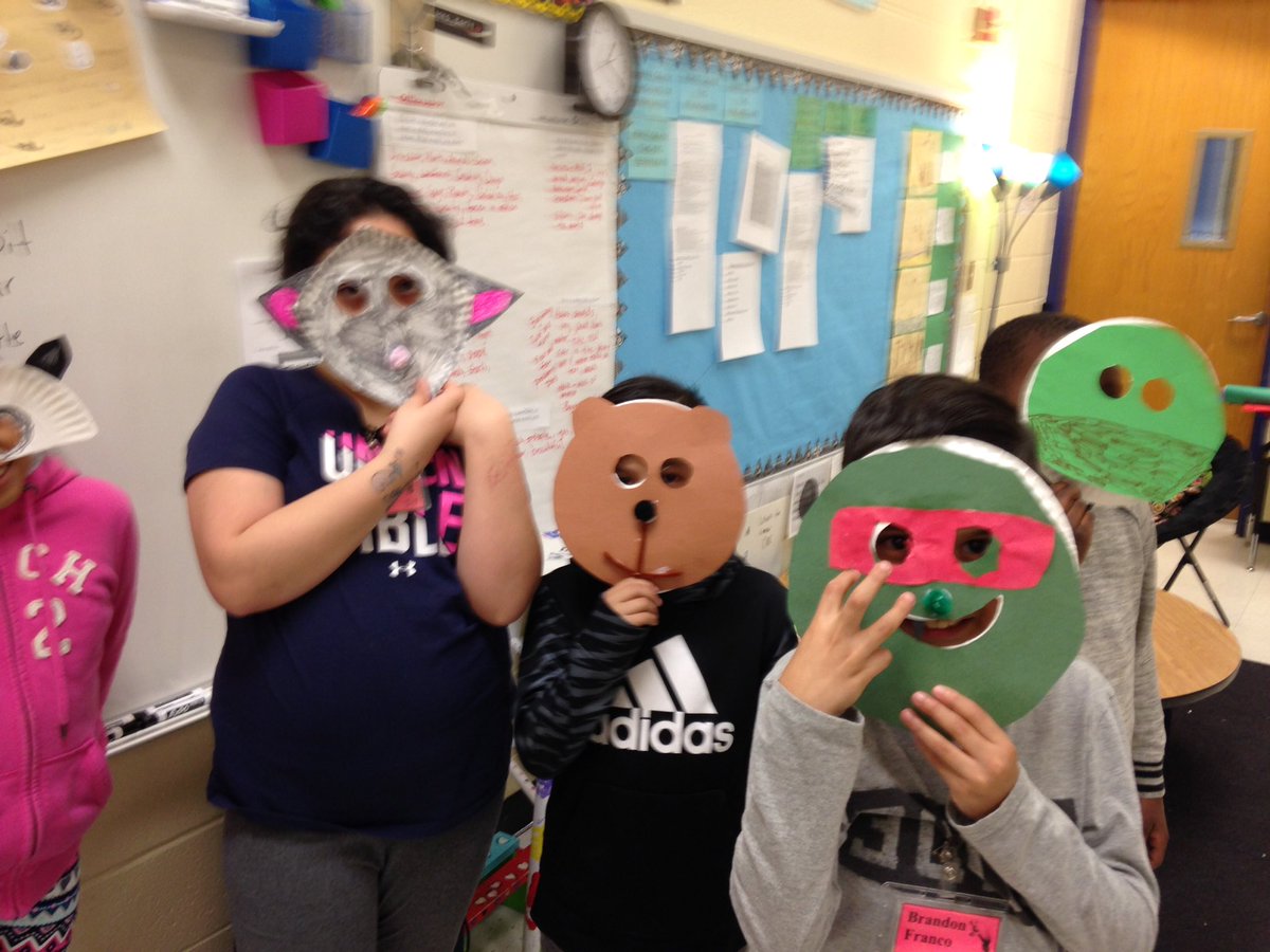 mimosatag's tweet photo. 2nd grade TAG @FCSTAG ready to act out the play Opossum's Tail @MimosaManatee #NatureMyth https://t.co/f1LtLlPJB8
