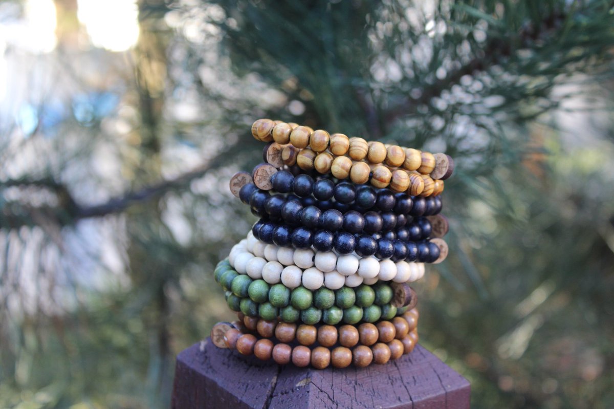MapleSyrupCo's tweet photo. The 8mm Bracelet Is Available Tomorrow 2/1 @ Noon.
#MapleSyrupCo #Handmade #Jewelry #Blogger #Artisan #Crafts https://t.co/kMpYvTzEo7