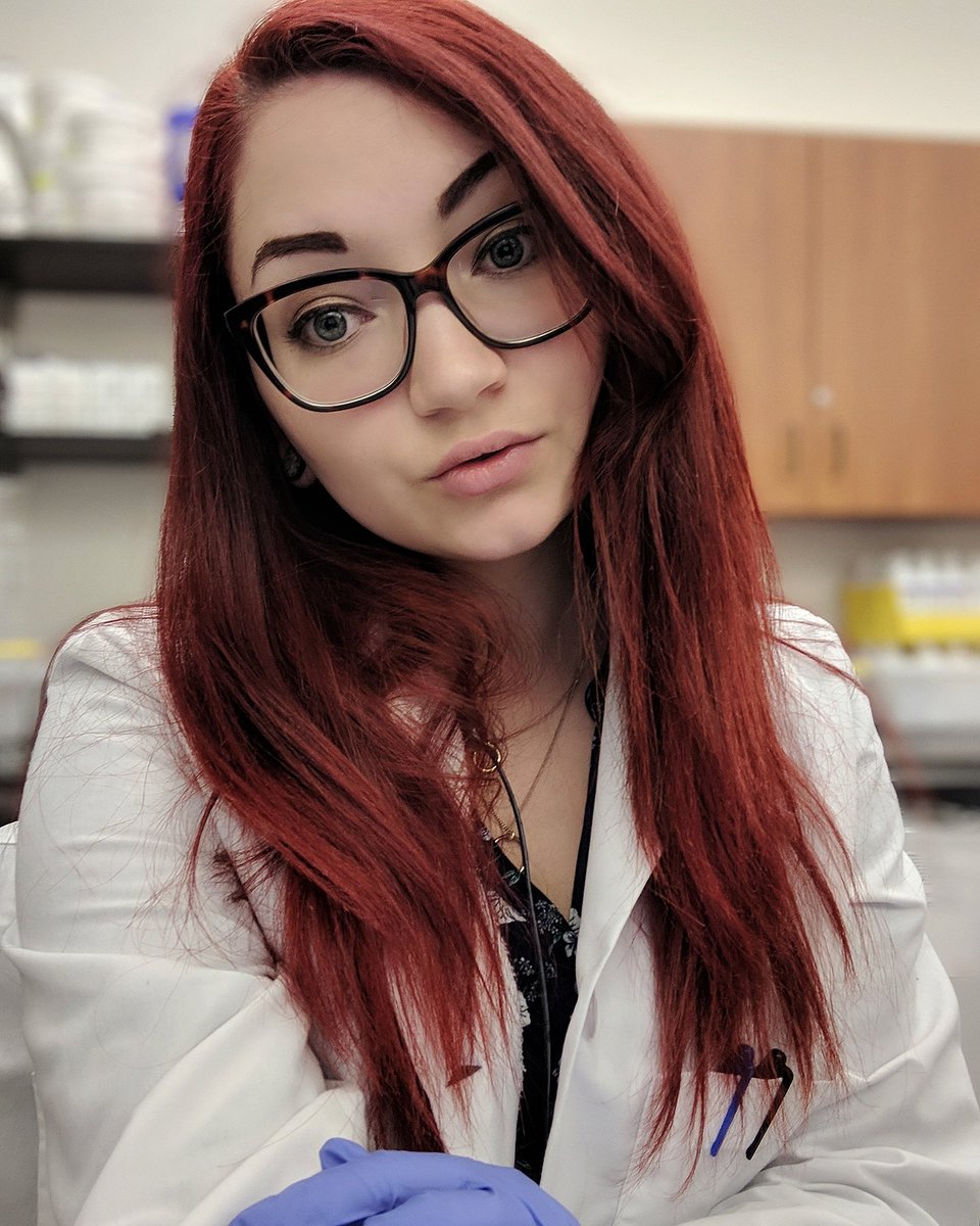 exteenaw's tweet photo. Haven't done a #ScienceSelfie in a while βοΈπ©βπ¬π¬
#sciencechic #STEMinist #Pixel2 https://t.co/nHOZRfmeL8