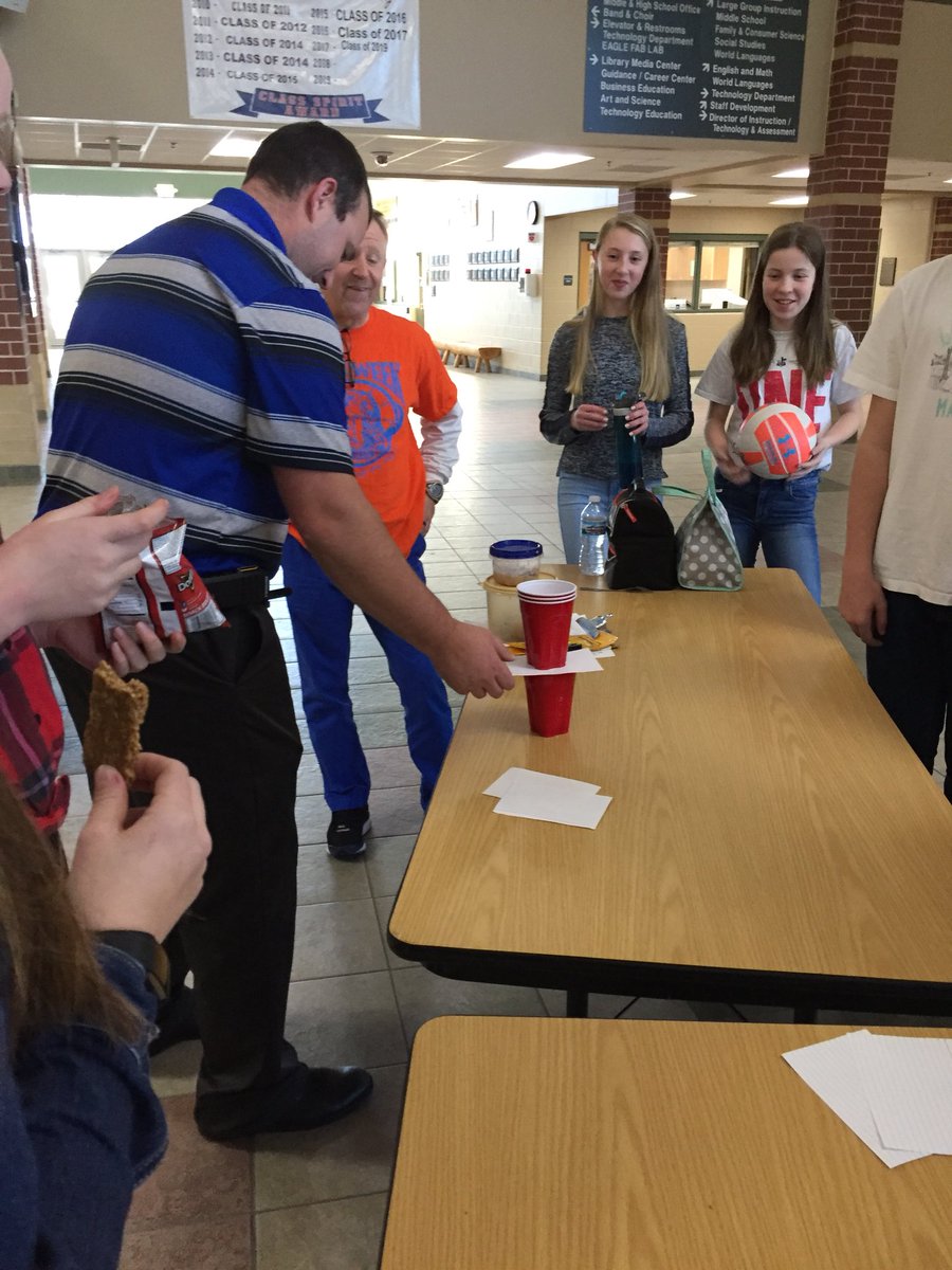 tpetreikis's tweet image. Day 3: More MS Minute to Win It Challenge! Mr. Tilley demonstrating his talent! #MathWeek2018
@npsd1 @TilleyDean @david_s_weber @DarrenRubo @arrowgift @Peggy4415 @NicoletBank @SonicNetWisc @RipcoCU @TXInstruments @EliasonRealty @aviands @parsonseagleriv @peopleswi @HoffmanPDC