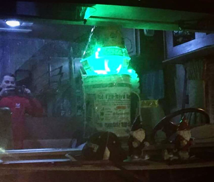 ✌ out #Philly, I found a ride to #SB52! Leaving now, coming back with a #SUPERBOWL WIN!

#BirdBotHasLeftTheBuilding
#SuperBowlBound #NextStopMinnesota #BirdBotPhilly #FlyEaglesFly