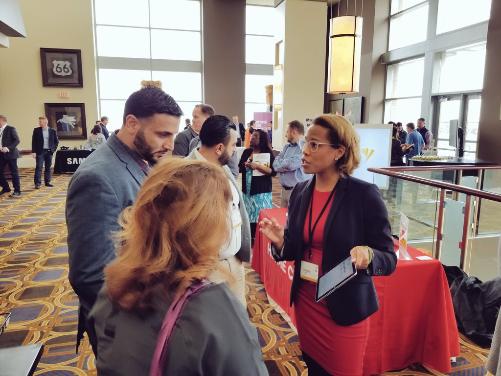 JamesLeeWW's tweet photo. Great job from the Area Training & Content Delivery https://t.co/hqYv0YN39k in the Industry for the Pursuit of employee excellence & retention @TrayceToles @Sprint_West @SWATrainers @JGSprintWest @IvanArbizu @SprintULearning @DwightLav06 #Training https://t.co/qNsSvoGQTd