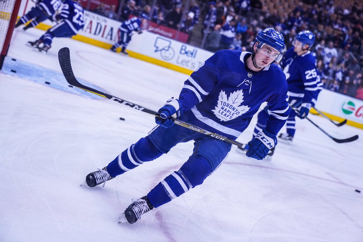 MapleLeafs's tweet photo. Taking the step. #BellLetsTalk #TMLtalk https://t.co/Txi662aRUM