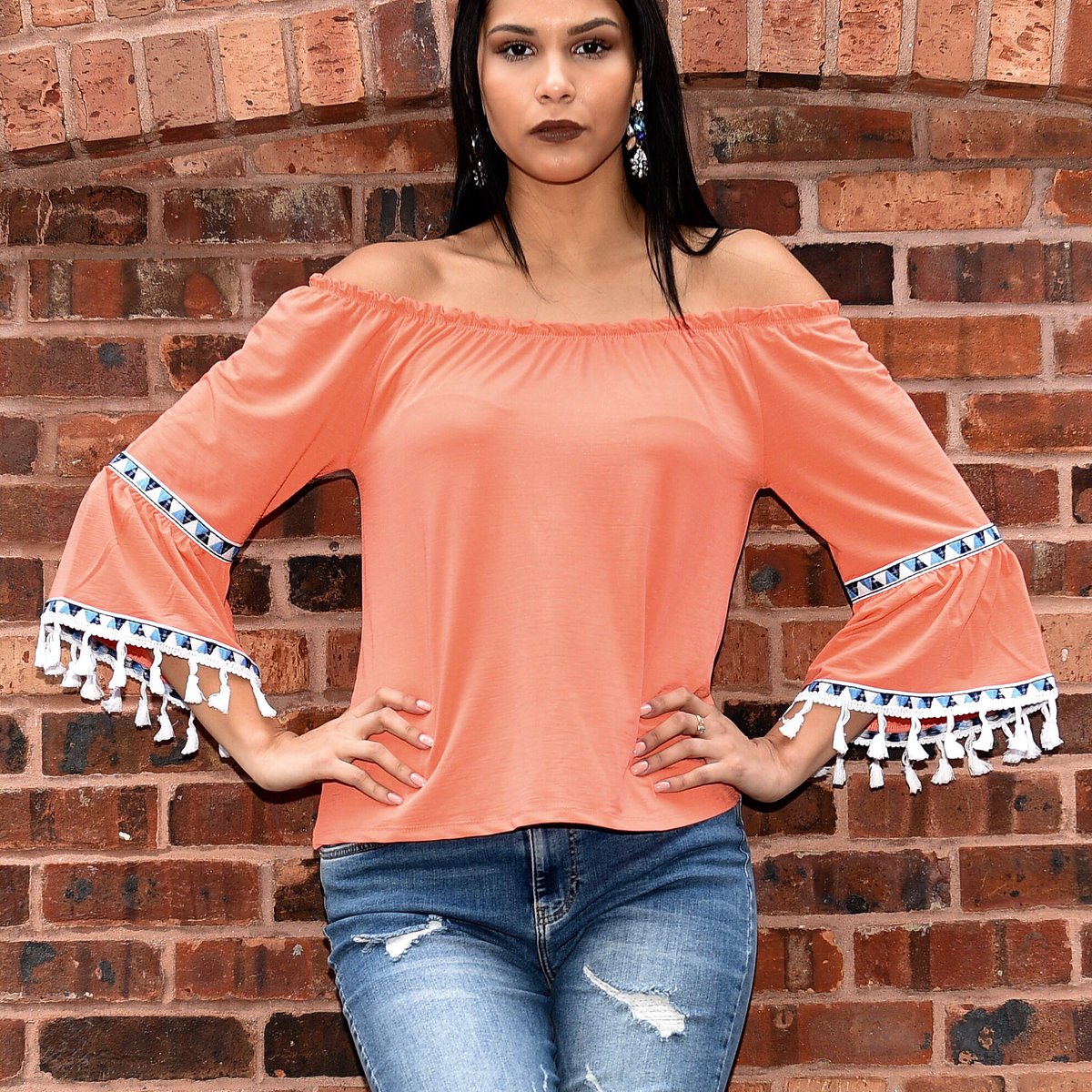 GripNy's tweet photo. Shop #gripny by visiting https://t.co/RVWwA2qJtI or by stopping by one of our showrooms. We’ll be waiting 😏
:
:
:
#newyork #newyorkcity #nyc #ny #wholesale #ootd #ofotd #fashion #streetfashion #wholesaler #wholesaleclothing #newyorkfashion #showroom #supplier #distributor https://t.co/rnLJj4KI5O