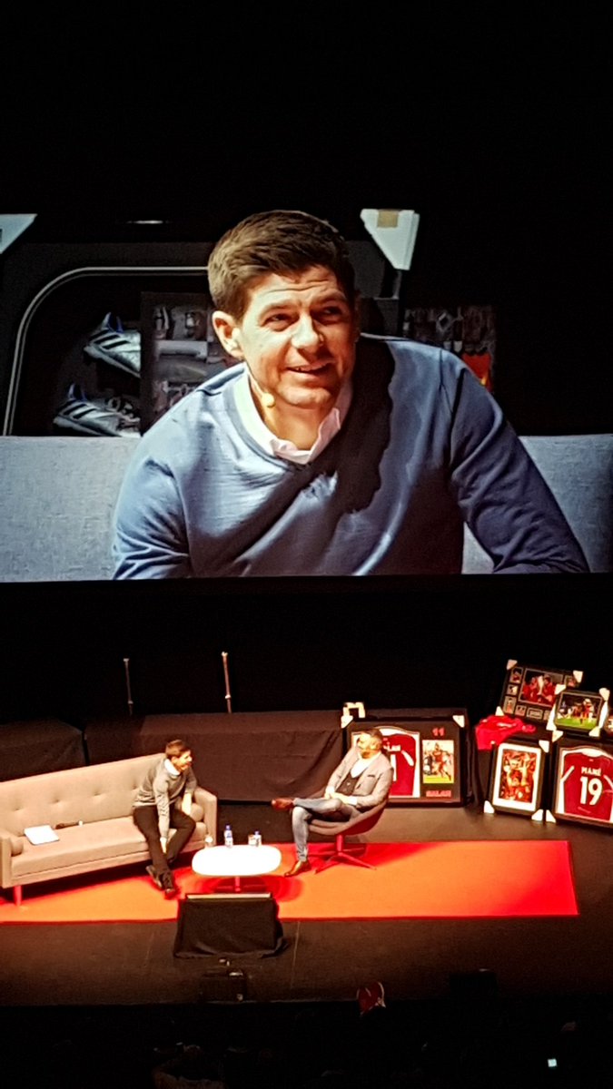 DannyJoyceIRL's tweet photo. Class night at #StevenGerrardLive in @BGETheatre!๐Club legend and absolute gent๐๐ Nicely topped off the evening by winning a signed jersey too๐๐๐ https://t.co/i0nFAlPniz
