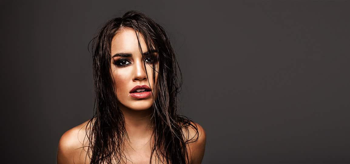 _Radio_G's tweet photo. @laliespos la rompe en los escenarios! Después de su gran #presentacion en #FestivalMDQ ahora será parte del #FestivalUnicos en Argentina 🇦🇷 ¡Suerte para los que puedan disfrutar! 🤗🤗 #NoticiaG #Concierto #Music https://t.co/cS1suriinN