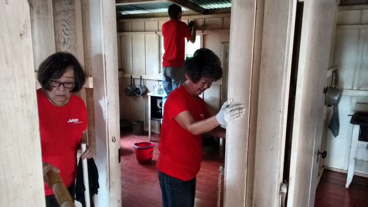 pnish75's tweet photo. 2nd annual cleanup at Hawaii's Plantation Village. Preserving a piece of history for future generations.  @AARPHawaii #AARPHIserv. https://t.co/VC7eWgnegM