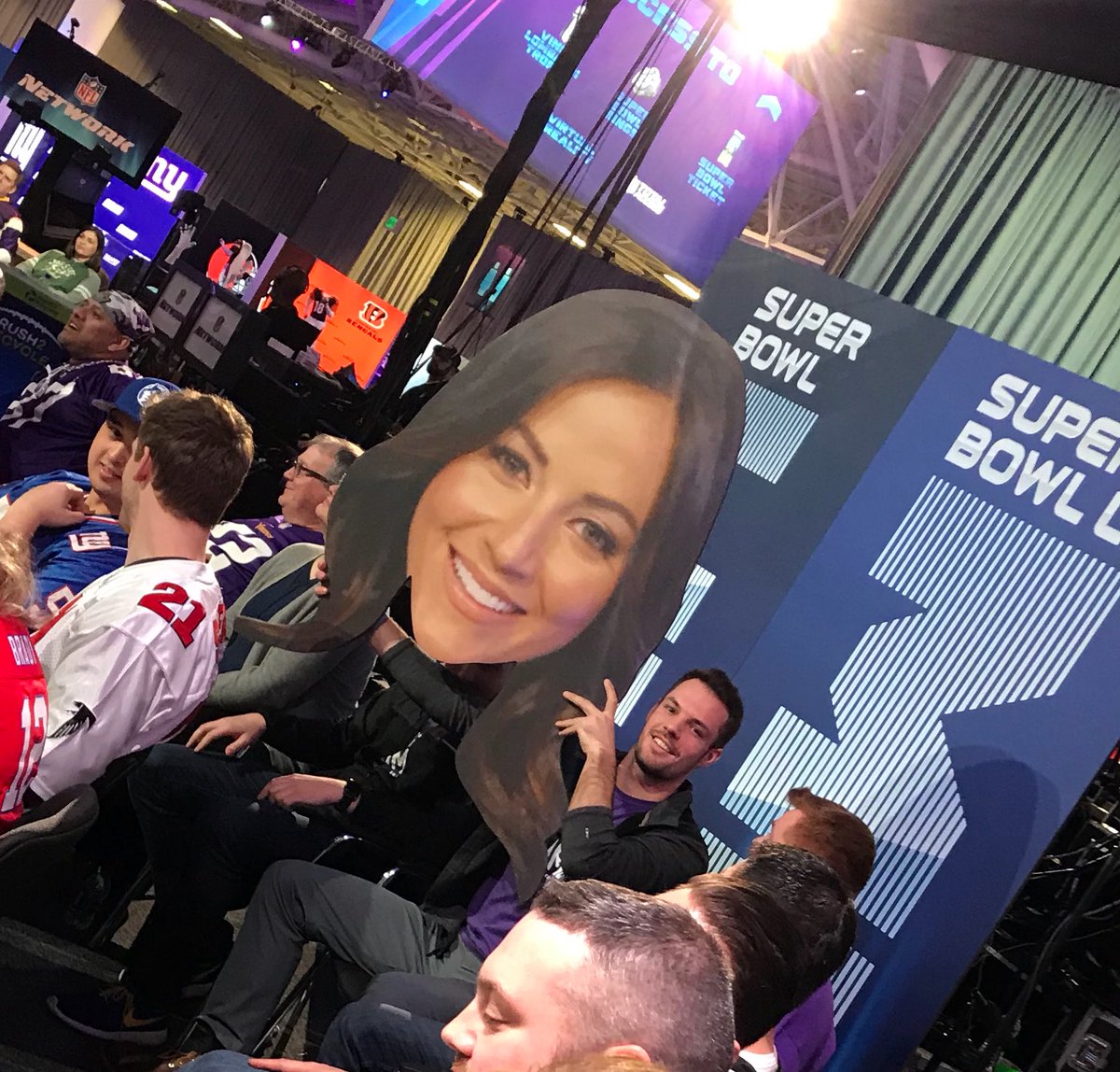 dreyer_alicia's tweet photo. The Fort came out in full force for @gmfb this morning, repping our #bringithome shirts! Soo early, but so worth it #5amcalltime #skol @thefortdesignstudio #fortladies #SBLII https://t.co/SdaSPWTywO