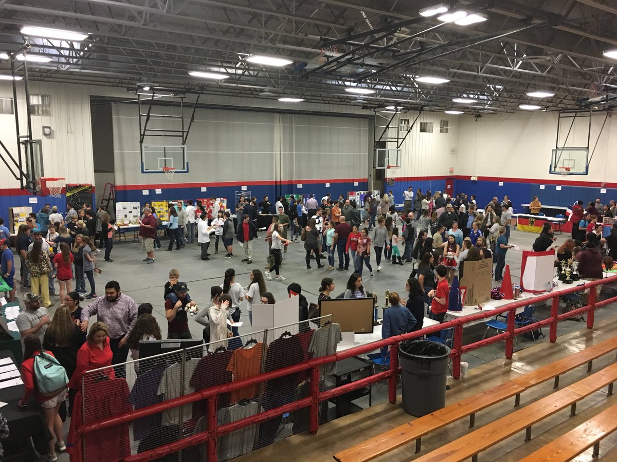 cmacphe's tweet photo. 8th grade students and parents are here learning about the great programs offered at Jack C Hays High School. @haysrebs https://t.co/rh43ivCTCr
