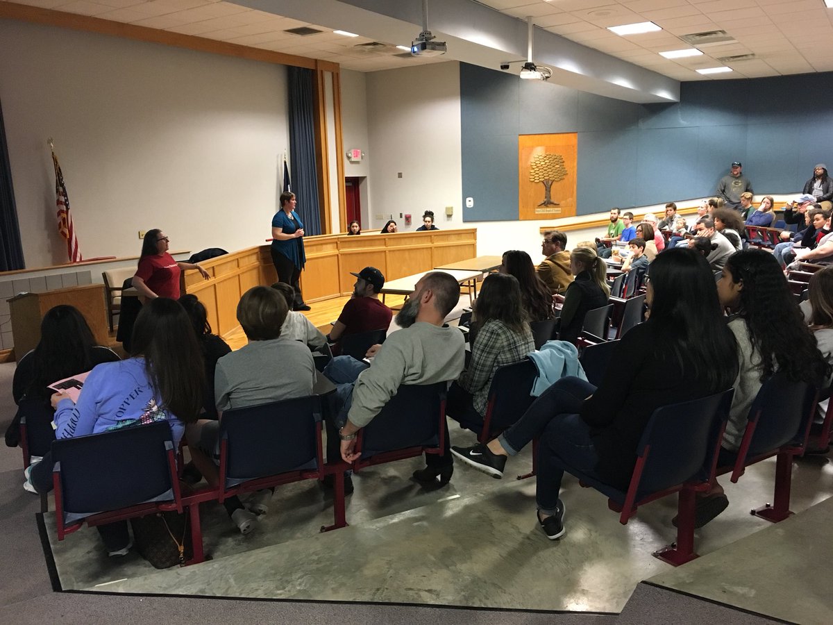 cmacphe's tweet photo. Parents and students are asking questions about Pre AP and AP course work offered at Hays HS @haysrebs https://t.co/HBti25E8ds