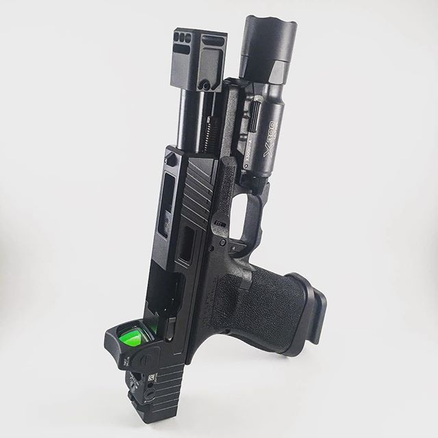 TexasBlackRifle's tweet photo. 📸 Repost @defconprecision
・・・
DEFCON Precision - Everything on point, Roland. Follow us @defconprecision.
#gun #guns #firearm #handgun #handguns #pistol #pistols #rifle #rifles #tactical #2a #weapon #weapons #igmilitia #everydaycarry #gunsofinstagra… https://t.co/0FShIwuGU7 https://t.co/7oNNqIbL1p