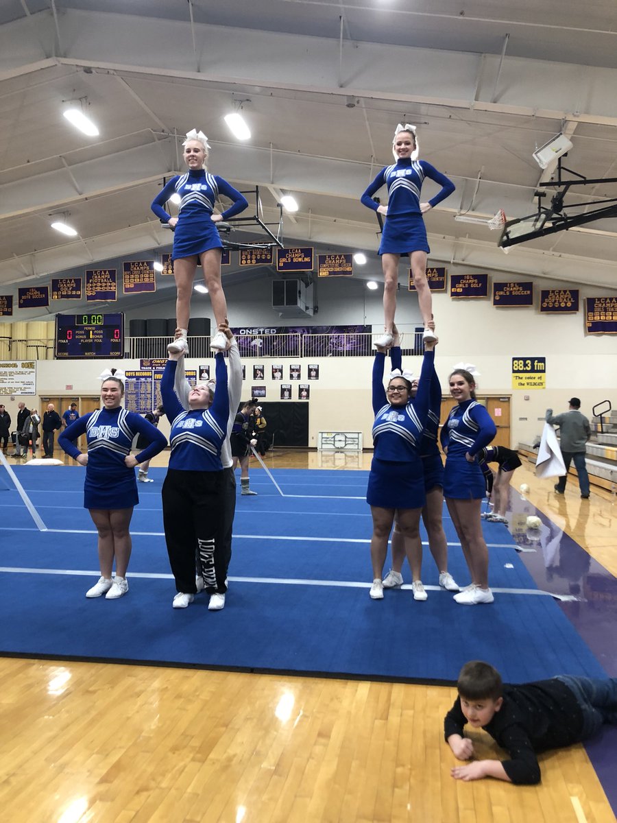 DundeeCheer's tweet photo. What a great first season as varsity! We finished 6th in the league! Thanks @ManuszakEdward for coming out to support us at our last meet. #Unstoppable @GoVikingsCoachO https://t.co/x9yE8LGxzU