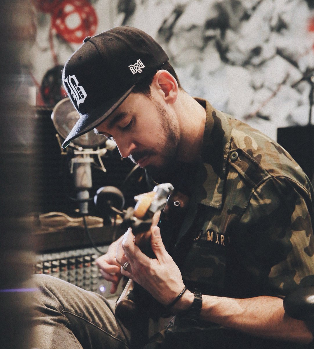 mikeshinoda's tweet photo. Japan - see you at @Summer_Sonic in August. Get tickets and info here: https://t.co/WSADkIYH74 #SummerSonic https://t.co/dvnv6adASk