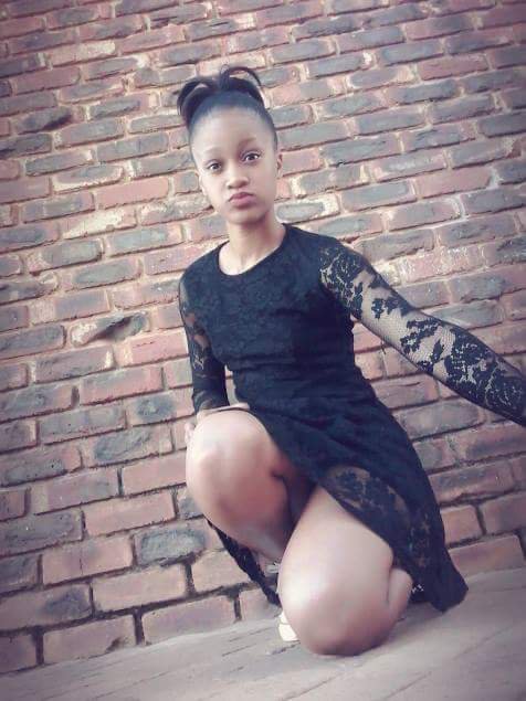 ZideAnaty's tweet photo. Retweet if she's cute
Like if she's not cute https://t.co/I3BxEJ7ZYl