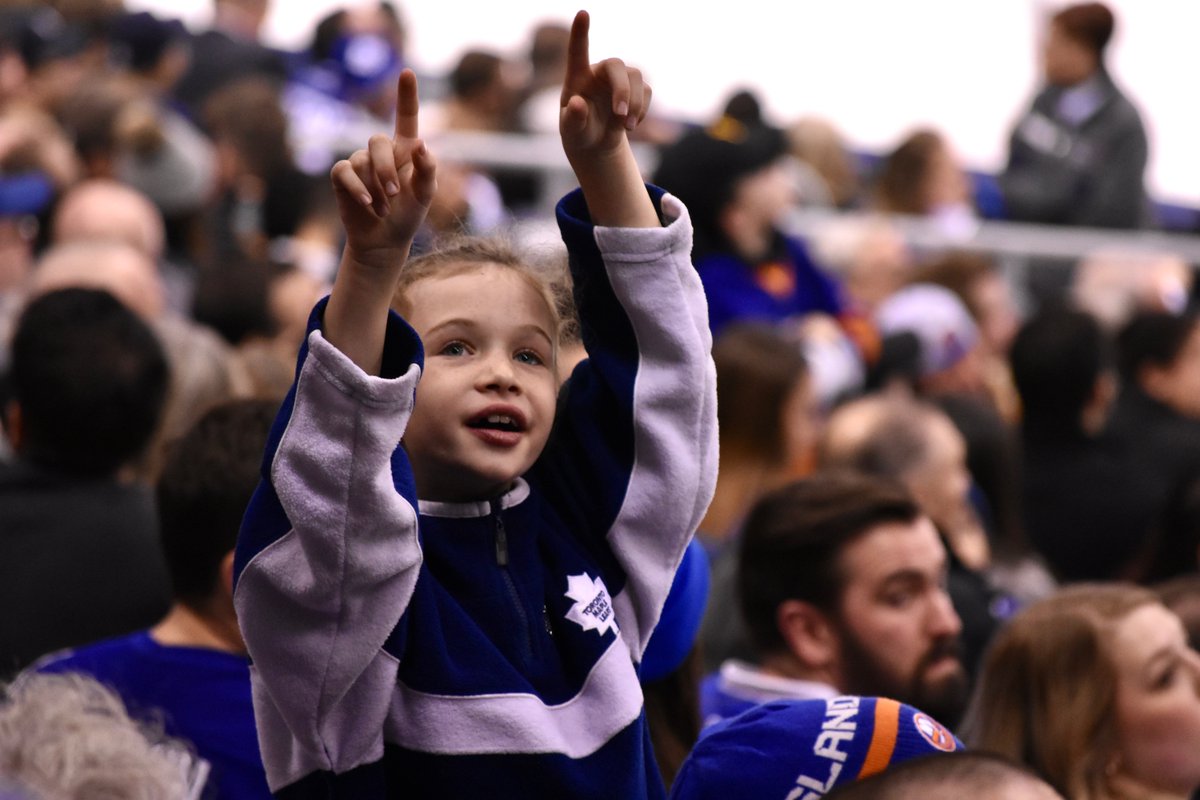 MapleLeafs's tweet photo. We see you, #LeafsNation!  #BellLetsTalk #TMLtalk https://t.co/EFlm0U9ZP0