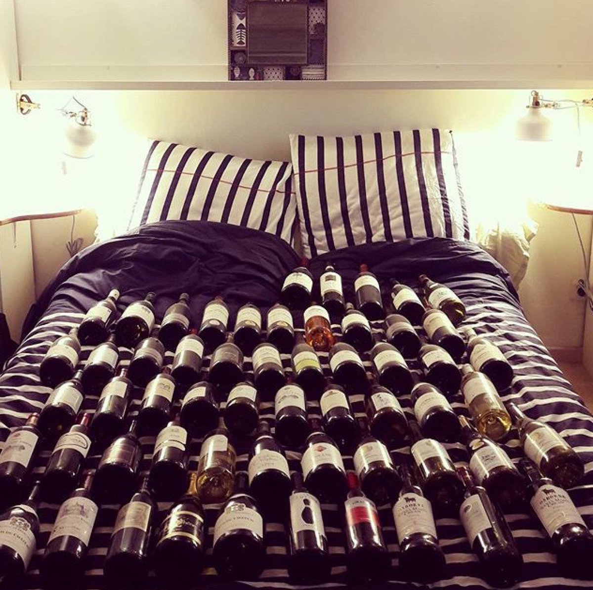 DemiCassiani's tweet photo. “When one runs out of room in their #wine cellar, one must improvise”
.
.
📷IG/mael_dre @winewankers @JMiquelWine @MrScottEddy @LoriMoreno @MacCocktail @suziday123 @damewine @nineov @amylieberfarb @always5star @BibendaAssisi @talkavino @valeriew272 @chasingthevine @TheWineTeller https://t.co/xg8YMDR18P