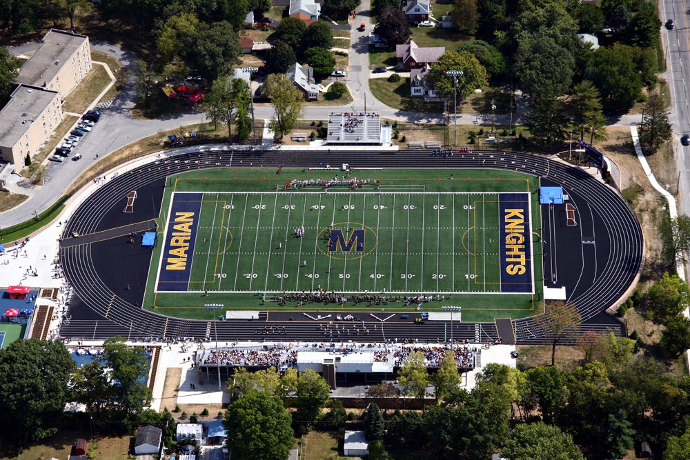 myronwilliamss's tweet photo. Blessed to commit to Marian University. I want to thank my family, friends, and all my coaches that have supported me throughout my career. Most importantly I want to thank God who has provided me with this opportunity. I look forward to my future as a Knight! https://t.co/LcpKVKdyKo