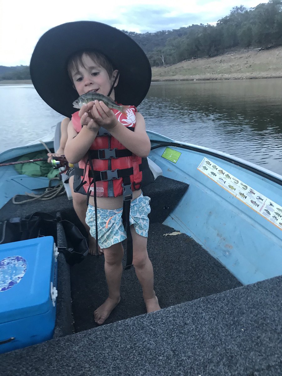 Scotty_Barrett's tweet photo. My 3yo nephew's first fish. His excitement more than made up for the size of the reddie #boatersknow https://t.co/yzeJOPi8kS