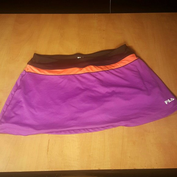 BURNT_BOX's tweet photo. So good I had to share! Check out all the items I'm loving on @Poshmarkapp : https://t.co/5DVeCI2nwT https://t.co/XyYJiLF0nL