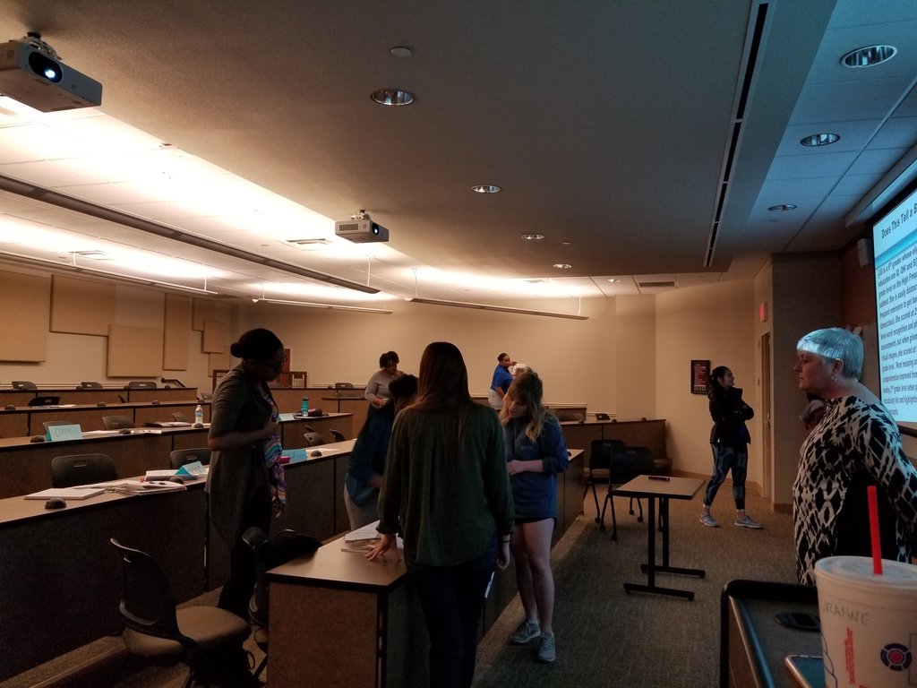akin_laura's tweet photo. Here are our future teachers!! Learning about the importance of the PLAAFP! #teamworkmakesthedreamwork @suz7889 @Kuhrteous @WFISDschools https://t.co/v4LjVaqKoe