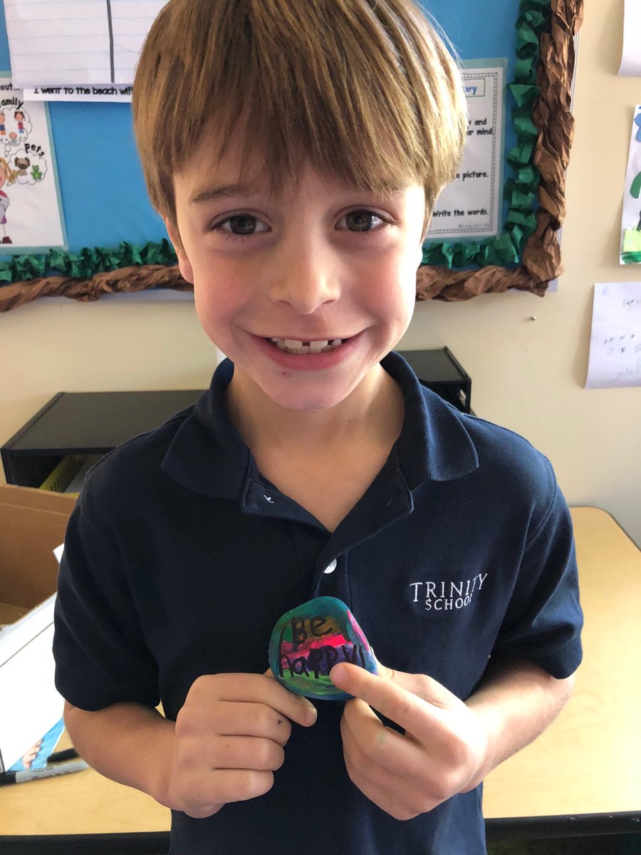 1st graders lift spirits with messages of hope. The Kindness Rocks Project. #trinitylearns