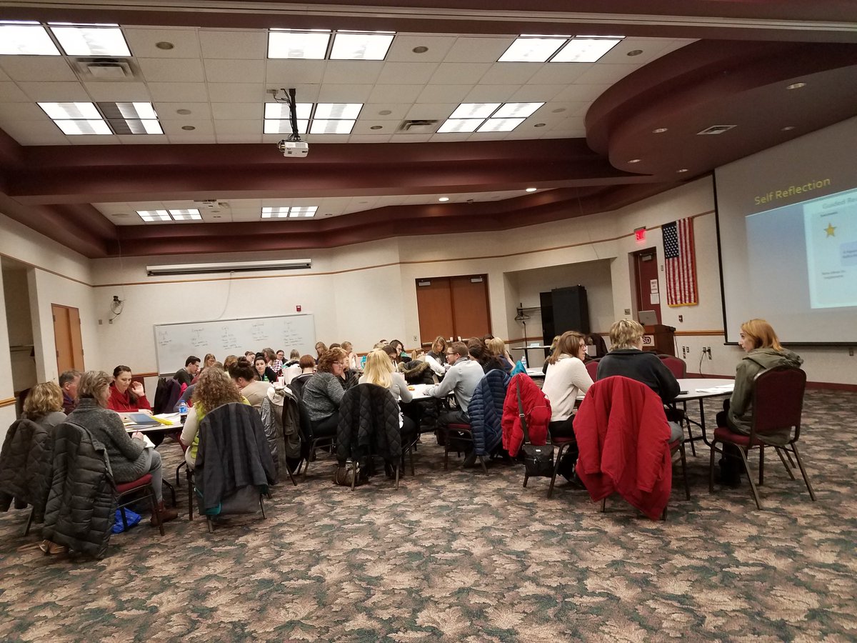 kristalwhite02's tweet photo. Session 2 in Lapeer County's Literacy Series. 50+ Teachers, paras, and admin building their capacity in supporting early, transitional, and fluent readers. Such an honor to present to this group. #LoveMyJob #EffectiveSmallGroups #Essential3 #LCliteracy #Michiganliteracy https://t.co/CM1Nx6OCsv