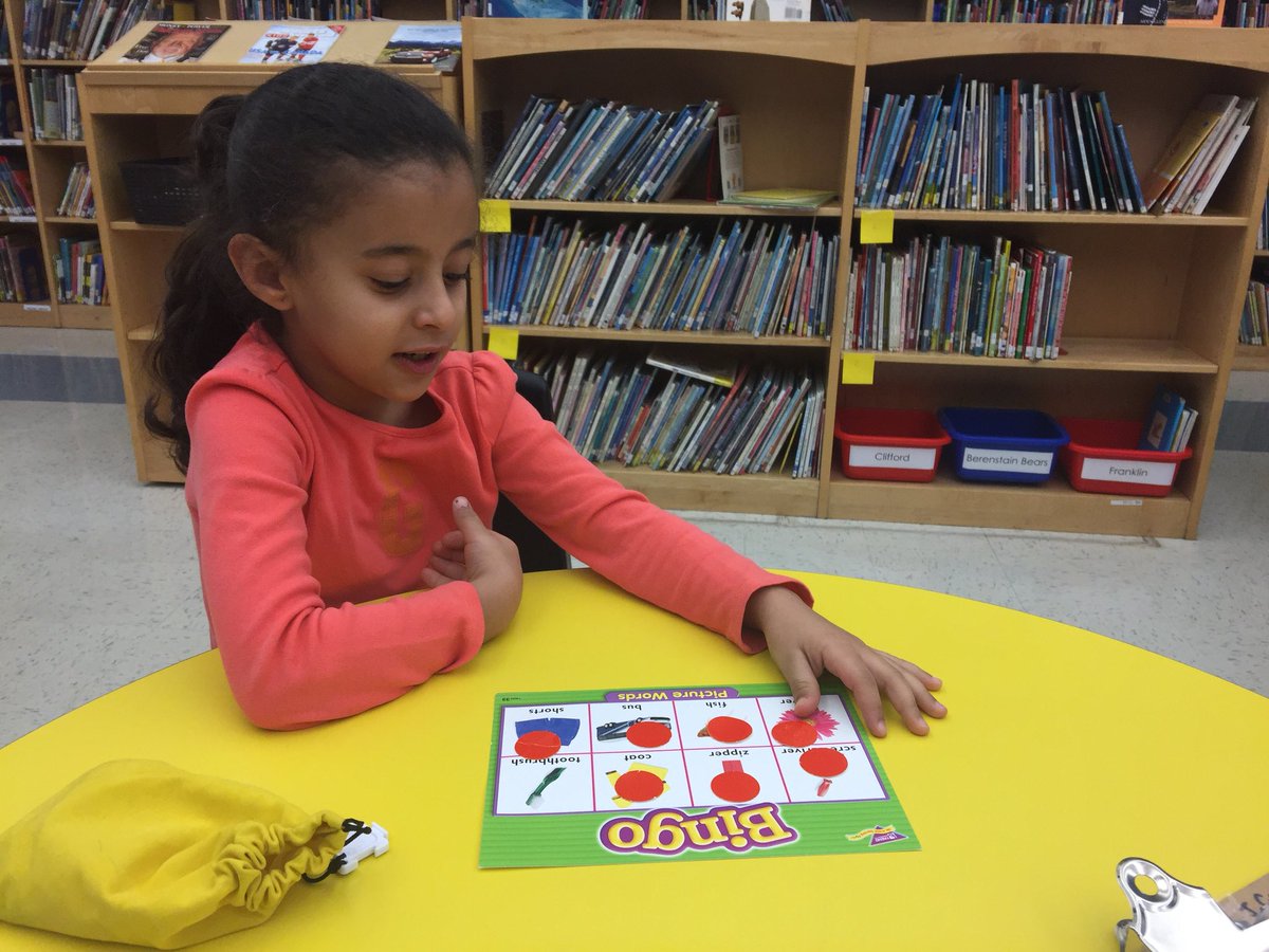 jenna_cowell's tweet photo. Beginning sounds, picture word bingo, and Cloze sentences using our bingo cards made for a busy morning @BegleyBroncos1! Supporting our ELLs with purposeful learning! #buildingeverdayvocabulary #picturesandwords #simplesentences #fun https://t.co/PvYUFjTYYs