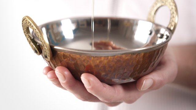 Workshop Abhyanga (Ayurvedische lichaamsmassage) op zaterdag 24 maart🌻. Good for the soul&amp;body!