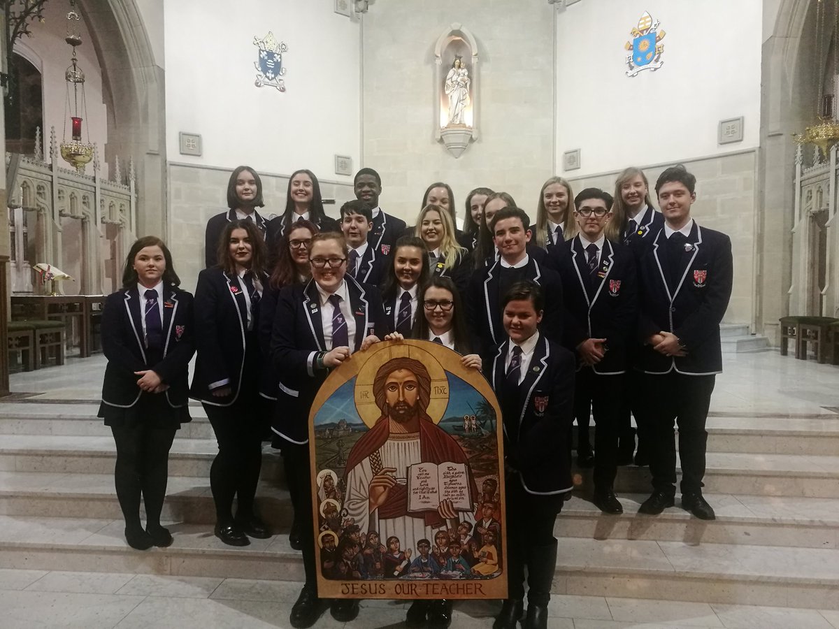 A fantastic celebration of Catholic Education on the feast of St John Bosco. #CatholicSchoolsGoodForScotland 
#JesusOurTeacher