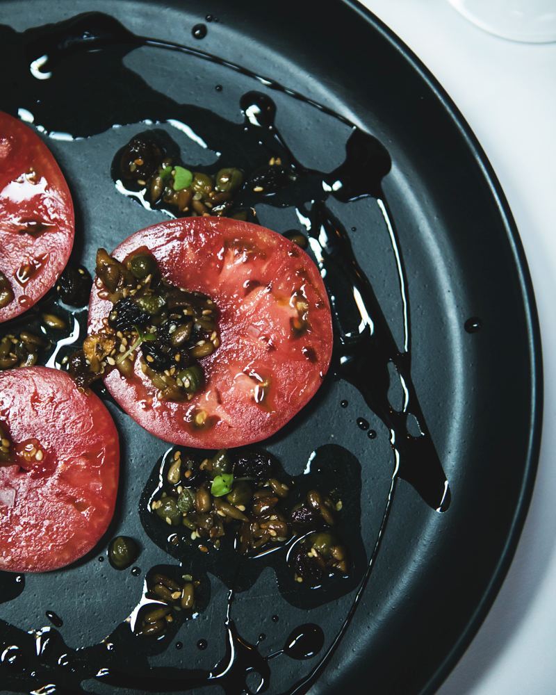 Bulgarian pink tomatoes, Salsa mache and stracciatella.
Perfection.

#theshortmarketclub #foodie #food #restaurant #interior #justgoshoot #shortmarketclub #sonsofshortmarket #eatout #yum #foodporn #capetownfoodie #capetown #picoftheday