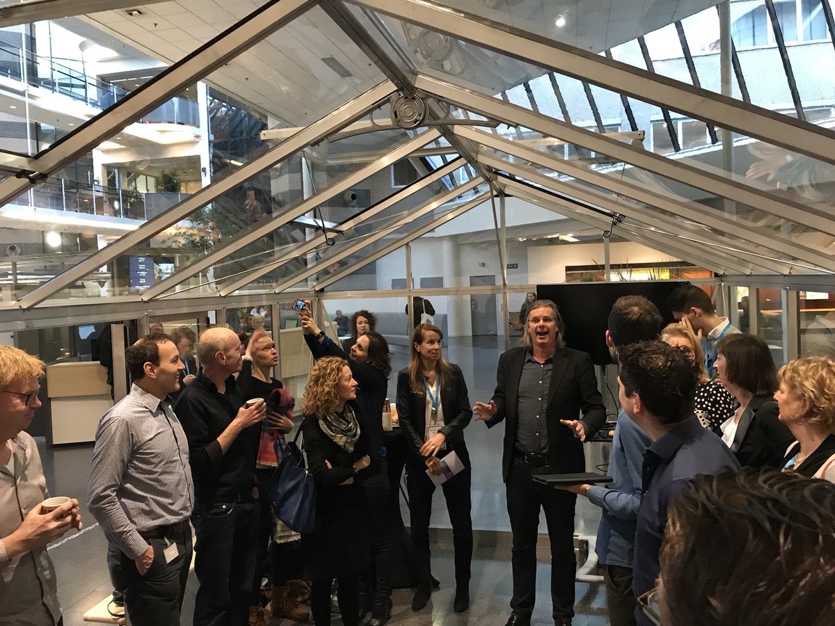 J_Eikelenboom's tweet photo. ‘Welkom in de kas’ @PvLunteren in @breda doen we het samen! expertlab #bredabegroot #burgerbegroting #transparant #openheid https://t.co/GLB8GgW8RC