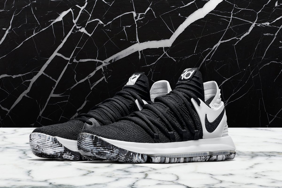 the_DopeFactory's tweet photo. Nike Zoom KD 10 "Black & White" are online: https://t.co/Dwnnc6RA7B
#dope #dopefactory #kd #release #blackandwhite #sneakers #kicks #sneakerhead #sneakerfreaker #nike https://t.co/USqCaCbZgi