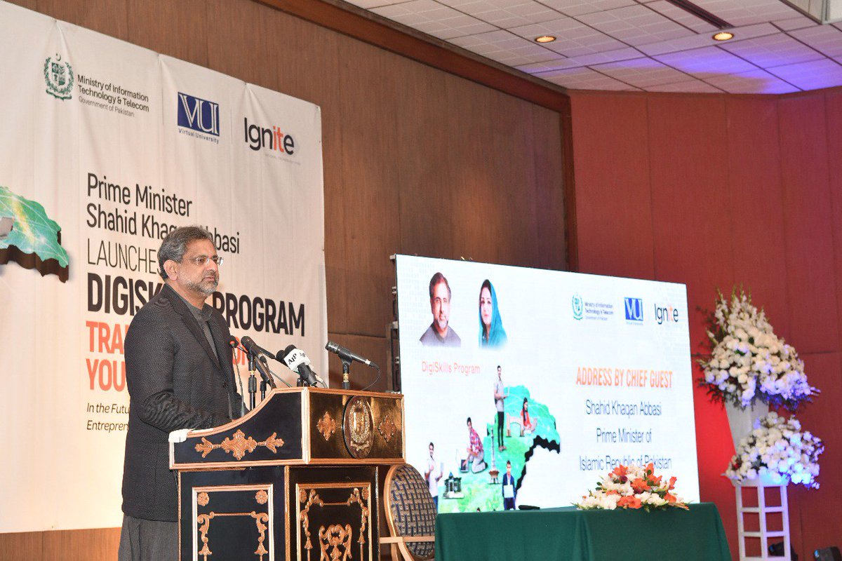 SaadGH's tweet photo. Today marks the start of a national scale journey for youth that will help prepare 1 million young people for skills of the future and jobs of the future through a virtual program. #DigiSkills 

Glad to be collaborating with @VUPakistan and @IgniteNTF to bring this to life! https://t.co/NGaa2r8iEz